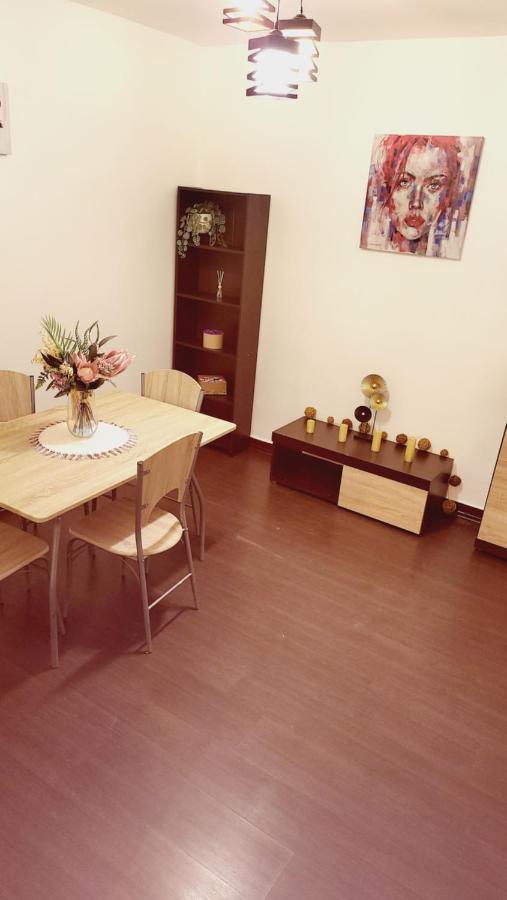 Two Bedroom Aparthotel With Garden View Βουκουρέστι Εξωτερικό φωτογραφία